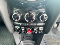 USED 2018 68 MINI HATCH 1.5 Cooper Hatchback 5dr Petrol Manual Euro 6 (s/s) (136 ps) CHILI PACK + NAV + AMBIENT LIGHTING + CRUISE + 17 INCH BLACK ALLOYS