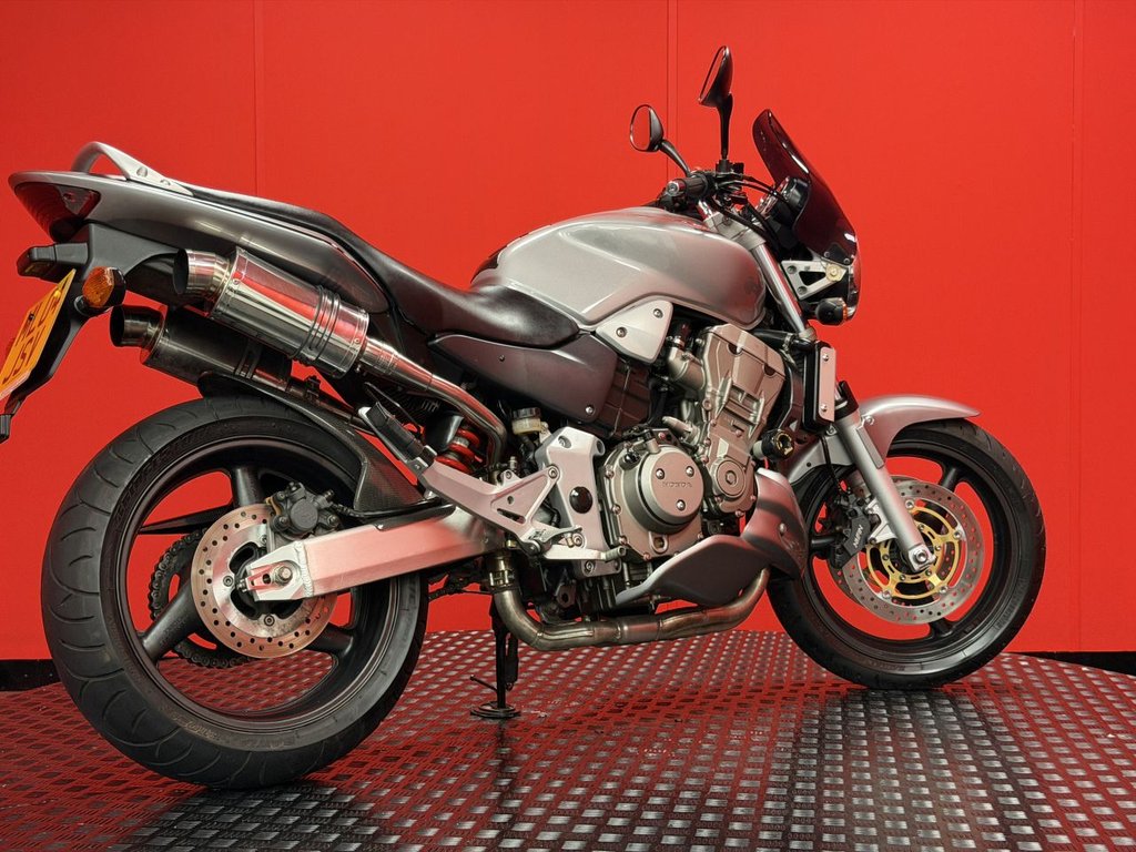 USED 2004 04 HONDA CB900F HORNET TRADE BIKES AT TRADE PRICES DELKEVIC TWIN EXHAUST