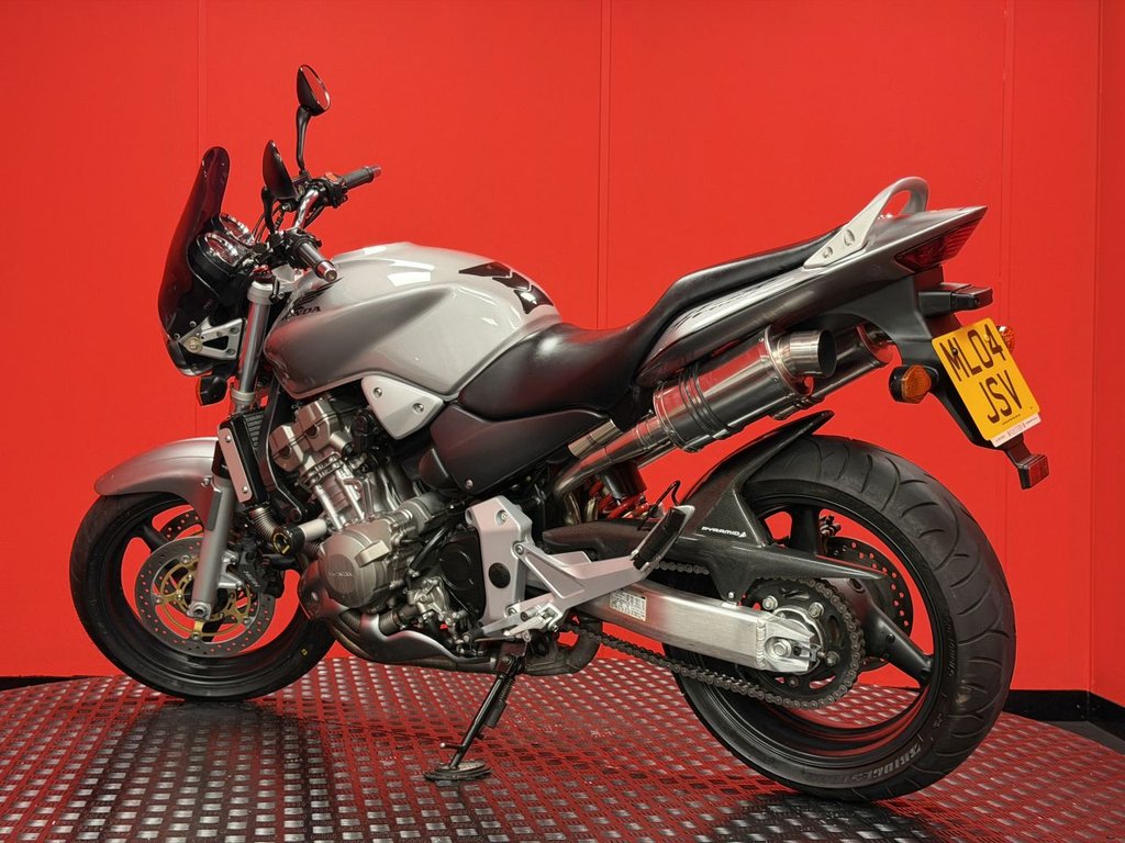 USED 2004 04 HONDA CB900F HORNET TRADE BIKES AT TRADE PRICES DELKEVIC TWIN EXHAUST