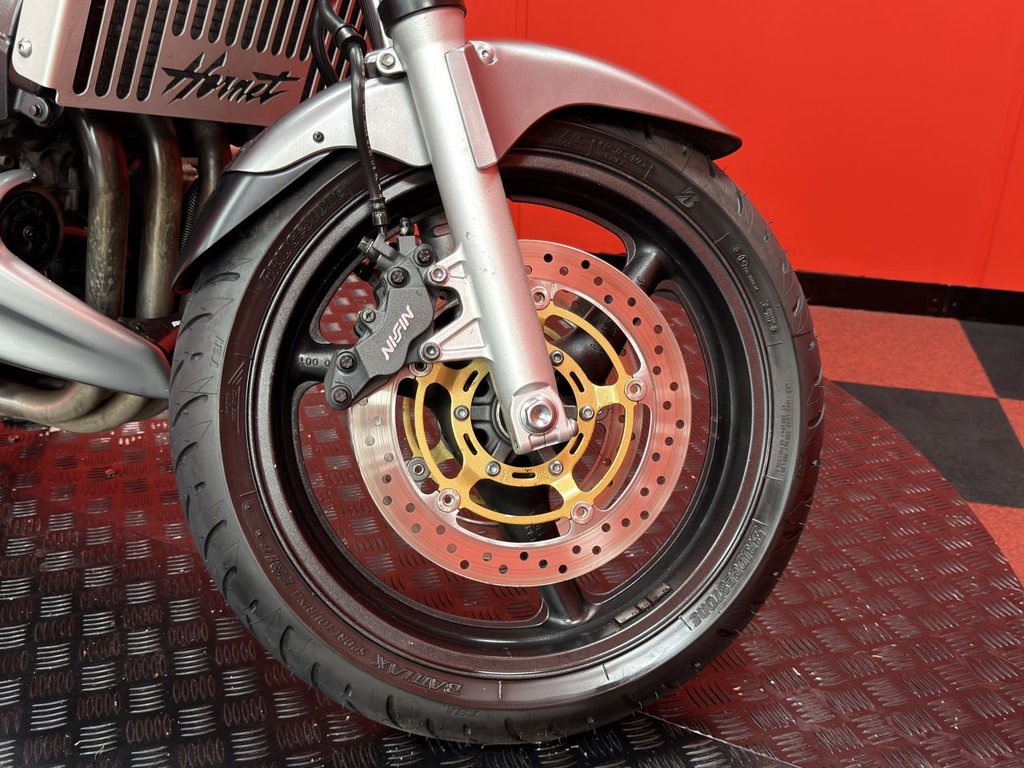 USED 2004 04 HONDA CB900F HORNET TRADE BIKES AT TRADE PRICES DELKEVIC TWIN EXHAUST