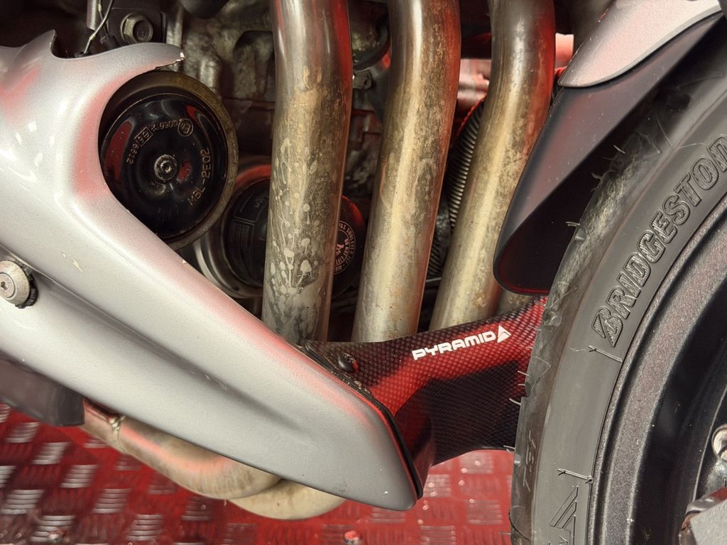 USED 2004 04 HONDA CB900F HORNET TRADE BIKES AT TRADE PRICES DELKEVIC TWIN EXHAUST