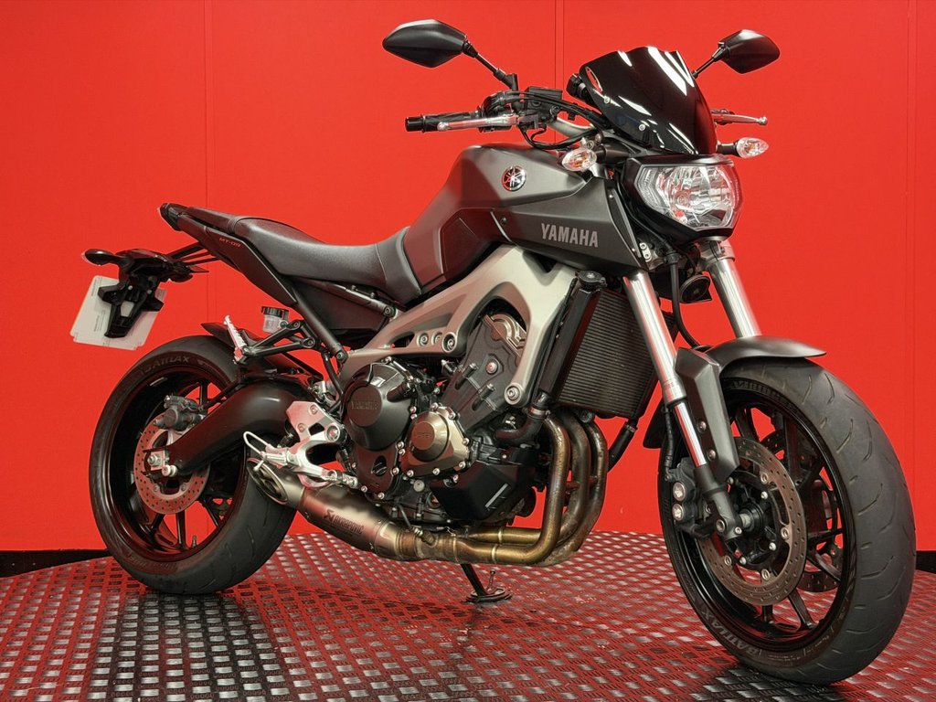 USED 2015 15 YAMAHA MT-09 TRADE BIKES AT TRADE PRICES AKRAPOVIC EXHAUST - 3 KEYS