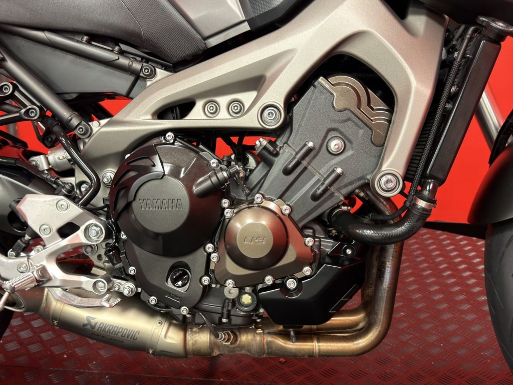USED 2015 15 YAMAHA MT-09 TRADE BIKES AT TRADE PRICES AKRAPOVIC EXHAUST - 3 KEYS
