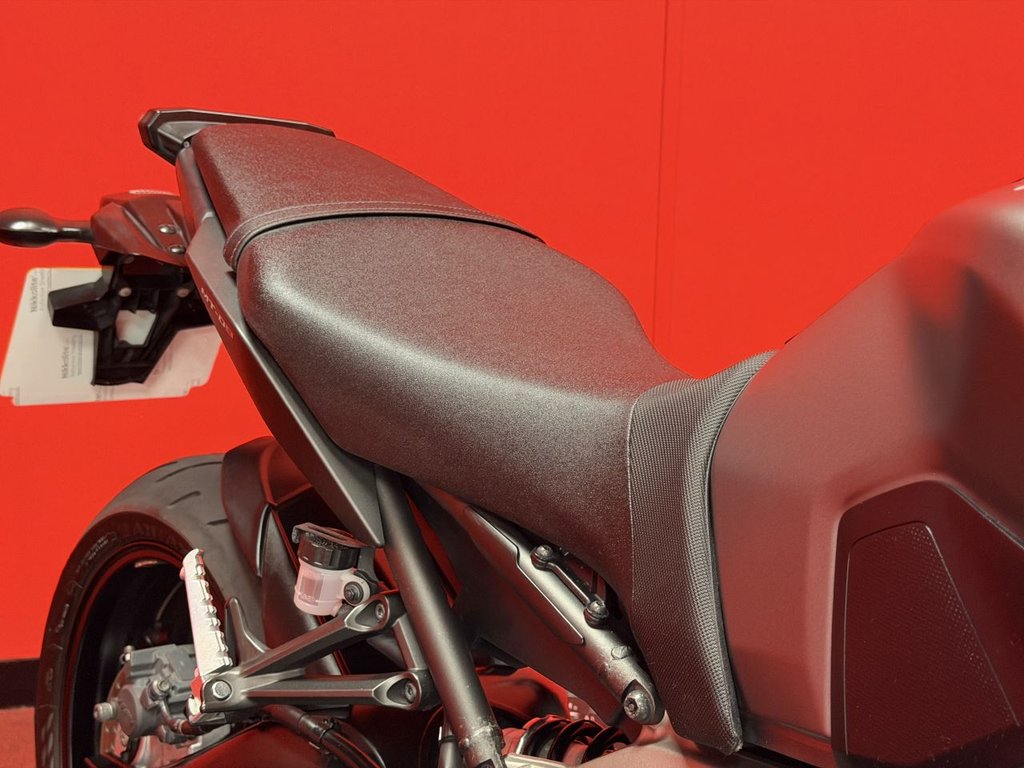 USED 2015 15 YAMAHA MT-09 TRADE BIKES AT TRADE PRICES AKRAPOVIC EXHAUST - 3 KEYS