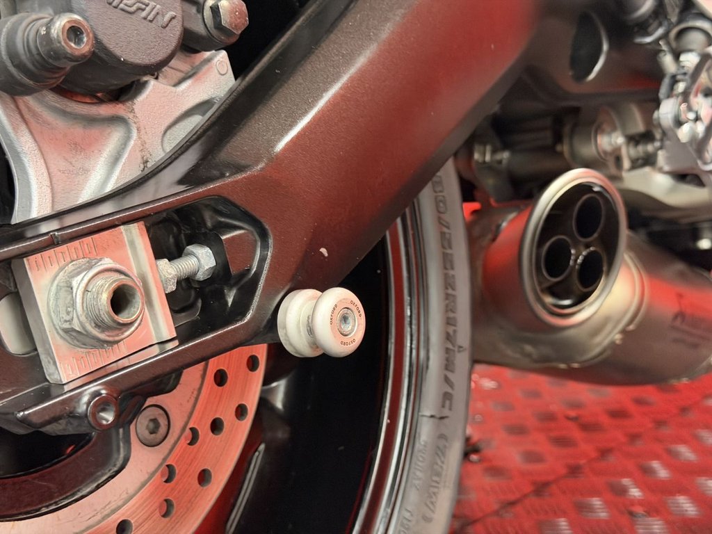 USED 2015 15 YAMAHA MT-09 TRADE BIKES AT TRADE PRICES AKRAPOVIC EXHAUST - 3 KEYS