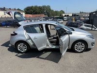 USED 2015 15 RENAULT MEGANE 1.5 dCi ENERGY Dynamique TomTom Hatchback 5dr Diesel Manual Euro 5 (s/s) (110 ps) 2 KEYS, SERVICE HISTORY