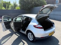 USED 2015 15 RENAULT MEGANE 1.5 dCi ENERGY Dynamique TomTom Hatchback 5dr Diesel Manual Euro 5 (s/s) (110 ps) 2 KEYS, SERVICE HISTORY