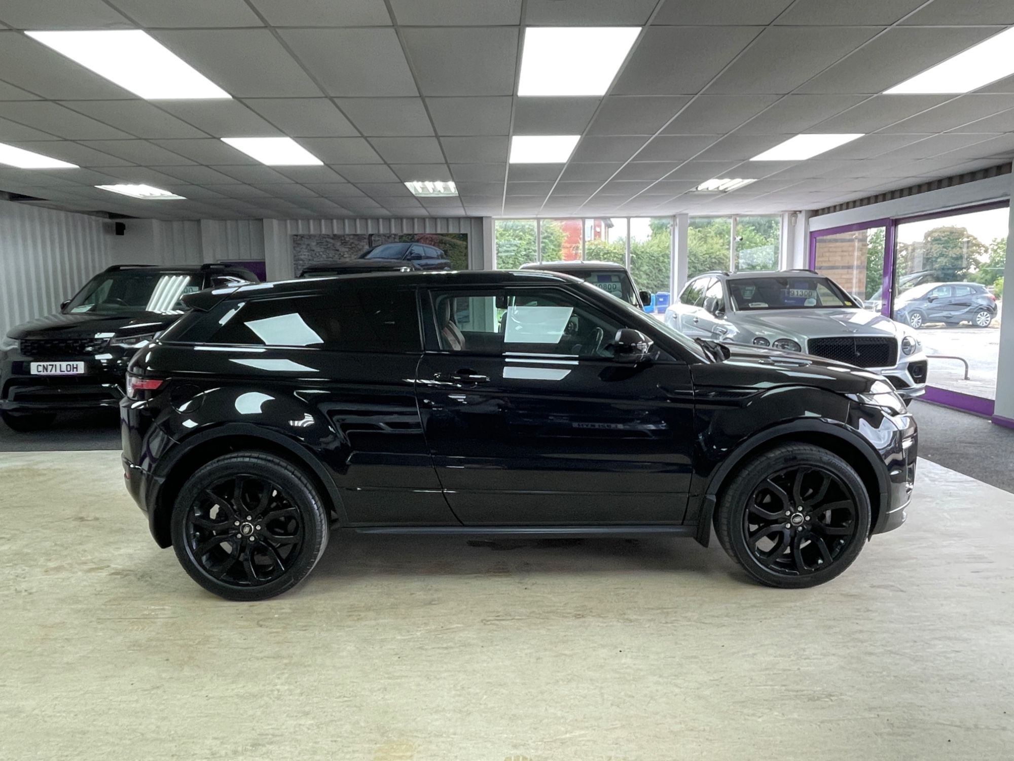 USED 2019 68 LAND ROVER RANGE ROVER EVOQUE COUPE 2.0 TD4 HSE Dynamic Coupe 3dr Diesel Auto 4WD Euro 6 (s/s) (180 ps) 