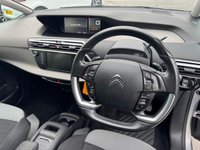 USED 2014 64 CITROEN GRAND C4 PICASSO 1.6 e-HDi Airdream Exclusive MPV 5dr Diesel ETG6 Euro 5 (s/s) (115 ps) AUTO -- 7 SEATER -- &pound;20 -- FULL SERVICE HISTORY -- SAT NAV