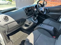 USED 2017 17 PEUGEOT PARTNER 1.6 BlueHDi 756 S Panel Van 6dr Diesel Manual L2 (112 g/km, 97.64 bhp) Twin Side loading Doors- - Ply Lined - Low Miles - Mint Condition