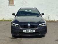 USED 2019 19 BMW 5 SERIES 2.0 520d M Sport Touring 5dr Diesel Auto Euro 6 (s/s) (190 ps) THIS AUTOMATIC ESTATE 2.0 BMW 5 SERIES TOURING, COMES WITH LOTS OF EXTRAS, FULL LEATHER INTERIOR, SAT NAV, FRONT AND REAR PARKING SENSORS