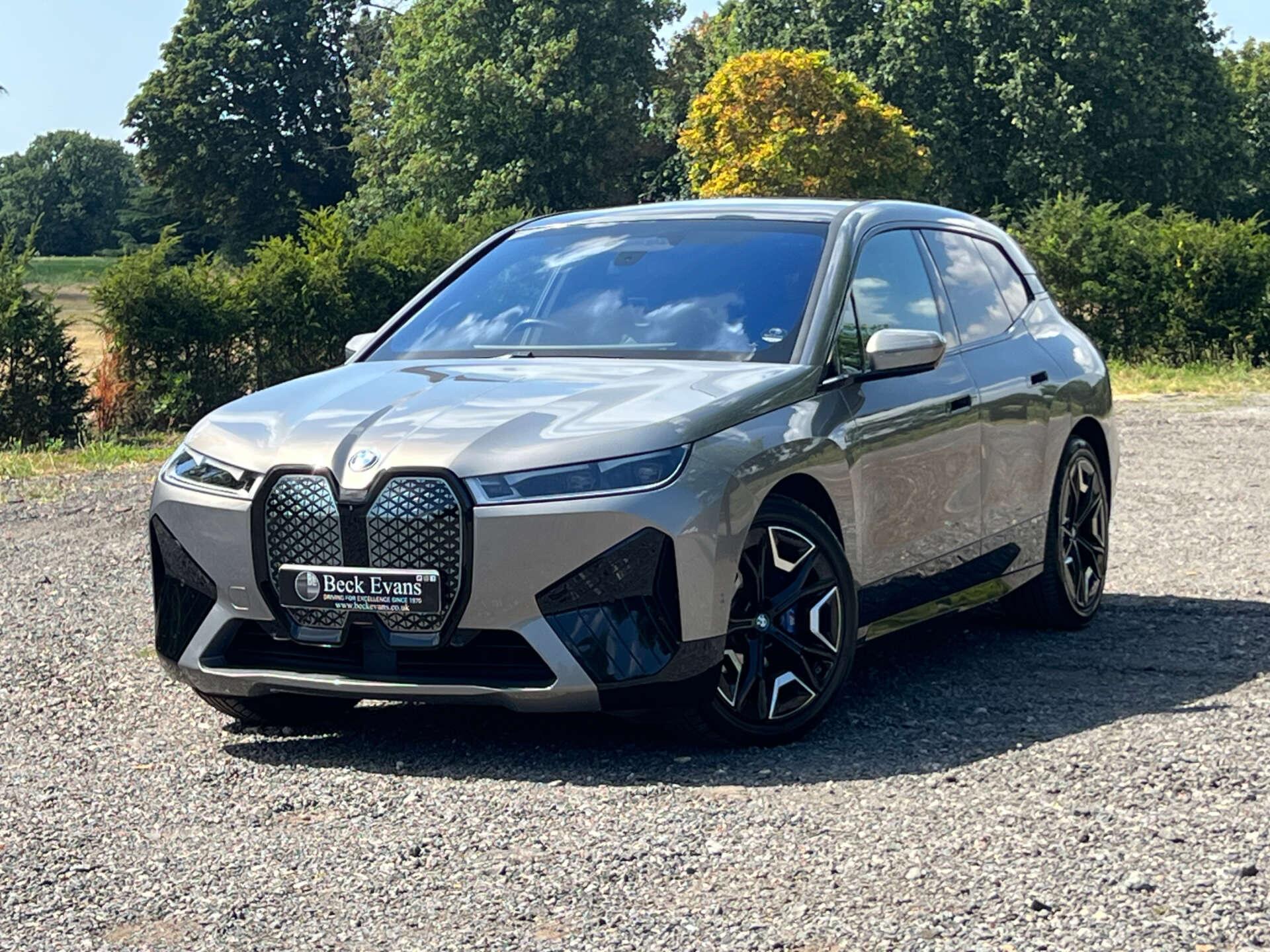 2022 BMW IX