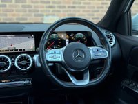 USED 2022 22 MERCEDES-BENZ GLB 1.3 GLB200 AMG Line (Premium Plus 2) SUV 5dr Petrol 7G-DCT Euro 6 (s/s) (163 ps) 