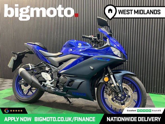 View our YAMAHA R3