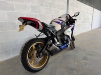 USED 2009 59 HONDA CBR1000RR FIREBLADE 1000 Super Sports Petrol Manual (178 ps) 