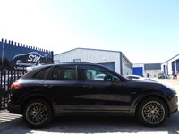 USED 2017 17 PORSCHE CAYENNE 3.0 TD V6 Platinum Edition SUV 5dr Diesel TiptronicS 4WD Euro 6 (s/s) (262 ps) HUGE SPEC ONLY 64K SAT NAV A/C