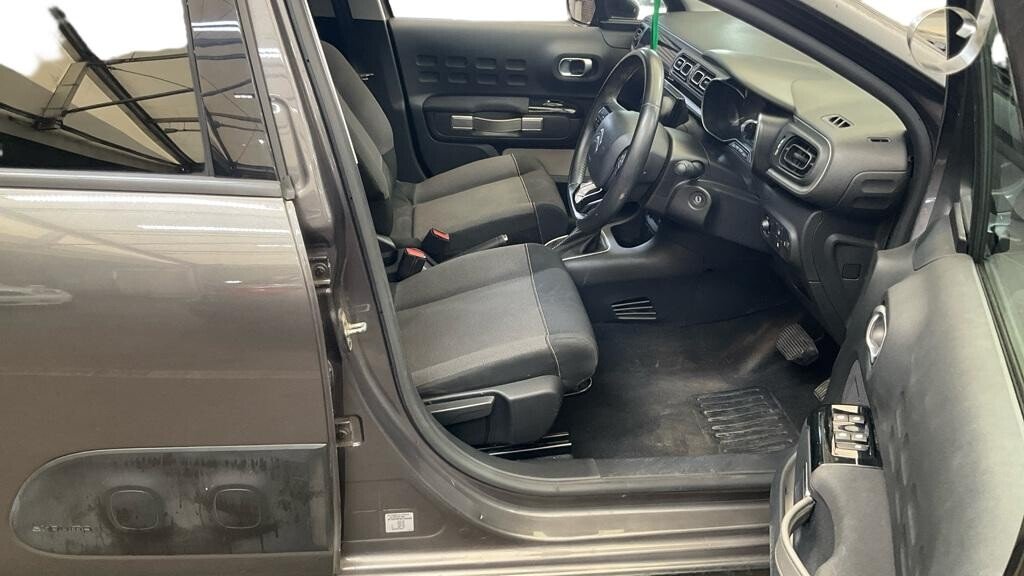 USED 2018 68 CITROEN C3 1.2 PureTech GPF Flair Hatchback 5dr Petrol EAT6 Euro 6 (s/s) (110 ps) 