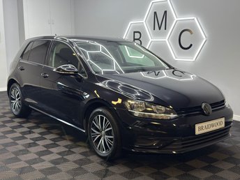 2017 VOLKSWAGEN GOLF