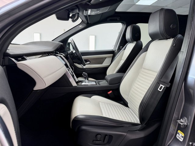View our LAND ROVER DISCOVERY SPORT