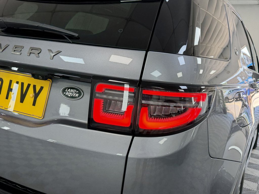 USED 2019 69 LAND ROVER DISCOVERY SPORT 2.0 D150 MHEV R-Dynamic SE SUV 5dr Diesel Auto 4WD Euro 6 (s/s) (150 ps) 