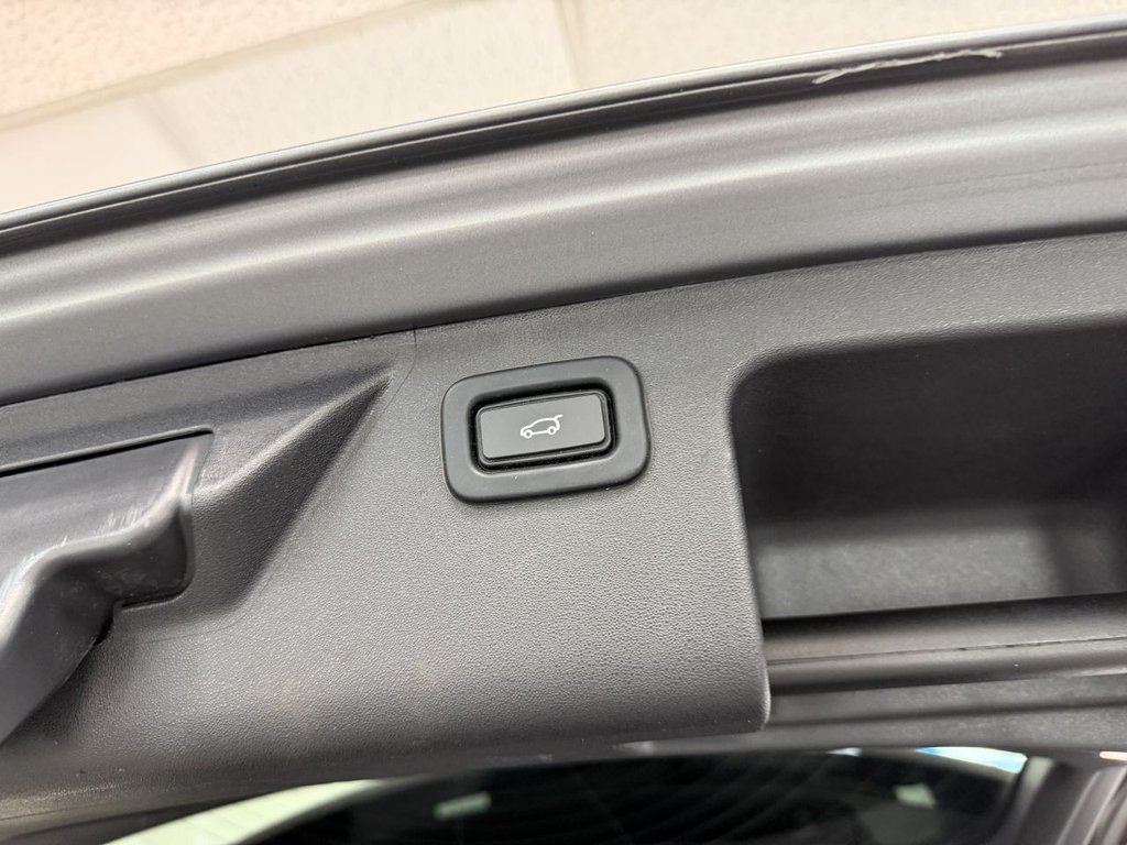 USED 2019 69 LAND ROVER DISCOVERY SPORT 2.0 D150 MHEV R-Dynamic SE SUV 5dr Diesel Auto 4WD Euro 6 (s/s) (150 ps) 
