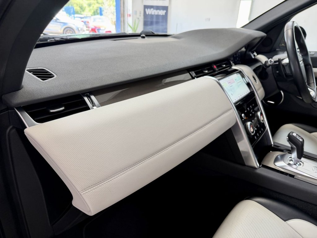 USED 2019 69 LAND ROVER DISCOVERY SPORT 2.0 D150 MHEV R-Dynamic SE SUV 5dr Diesel Auto 4WD Euro 6 (s/s) (150 ps) 