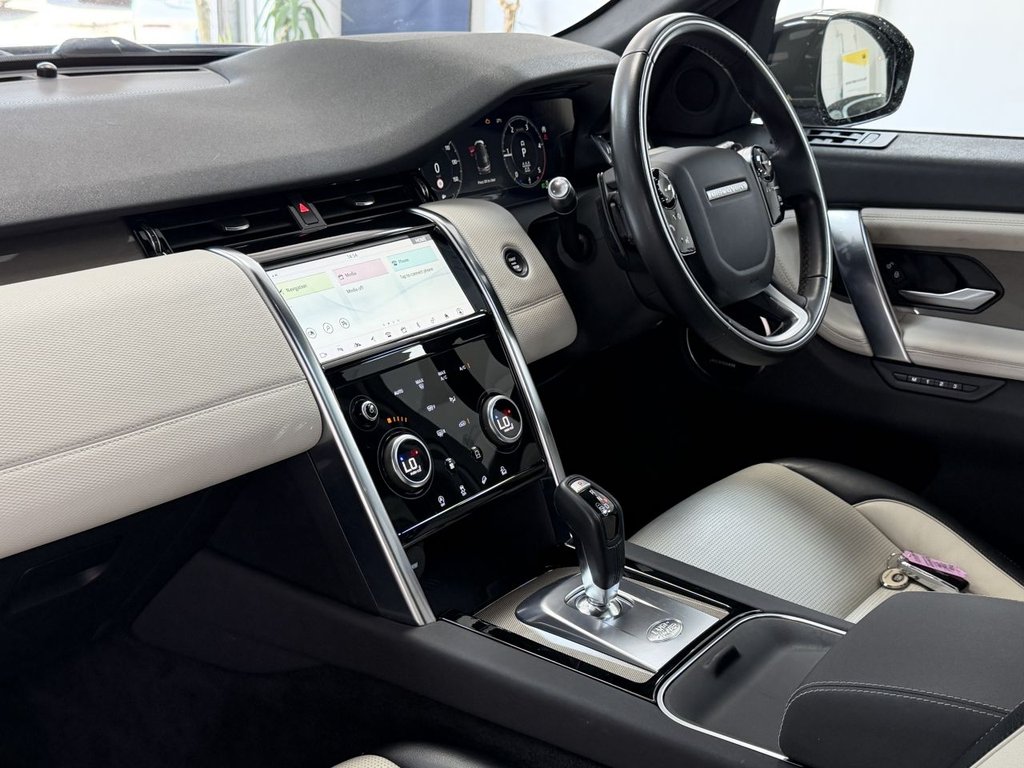 USED 2019 69 LAND ROVER DISCOVERY SPORT 2.0 D150 MHEV R-Dynamic SE SUV 5dr Diesel Auto 4WD Euro 6 (s/s) (150 ps) 