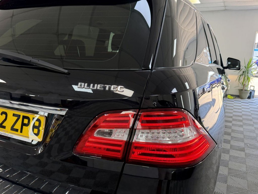 USED 2013 62 MERCEDES-BENZ M CLASS 2.1 ML250 BlueTEC Special Edition SUV 5dr Diesel G-Tronic 4WD Euro 6 (s/s) (204 ps) 
