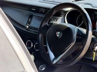 USED 2014 14 ALFA ROMEO GIULIETTA 1.4 Giulietta Sportiva Nav MultiAir TB Semi-Auto 5dr Sat Nav Parking Sensors