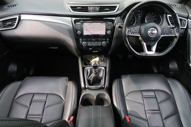 View our NISSAN QASHQAI