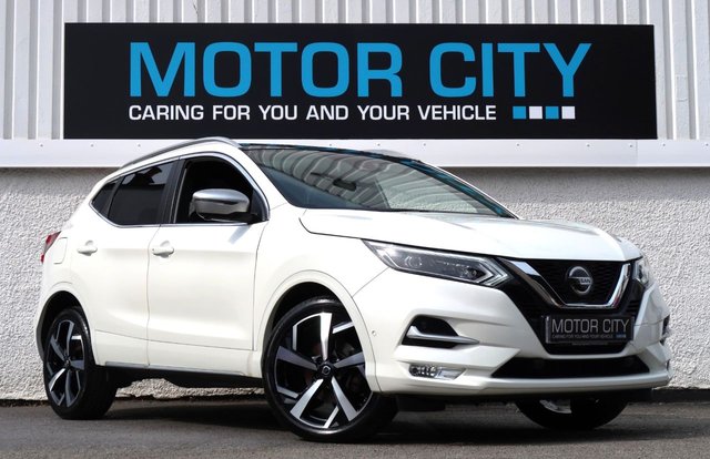 View our NISSAN QASHQAI