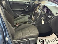 USED 2017 17 VAUXHALL ASTRA 1.6 CDTi BlueInjection SRi Hatchback 5dr Diesel Manual Euro 6 (s/s) (136 ps) 