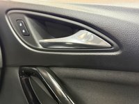 USED 2017 17 VAUXHALL ASTRA 1.6 CDTi BlueInjection SRi Hatchback 5dr Diesel Manual Euro 6 (s/s) (136 ps) 