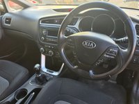 USED 2015 65 KIA CEED 1.6 CRDi 2 Hatchback 5dr Diesel Manual Euro 6 (s/s) (134 bhp) CRUISE+BLUETOOTH+PARKASSIST+&pound;20TAX+FSH