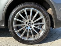 USED 2020 70 MERCEDES-BENZ GLC 2.0 GLC300d AMG Line (Premium) SUV 5dr Diesel G-Tronic+ 4MATIC Euro 6 (s/s) (245 ps) 