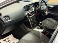 USED 2015 65 VOLVO V40 2.0 D2 SE Nav Hatchback 5dr Diesel Manual Euro 6 (s/s) (120 ps) 