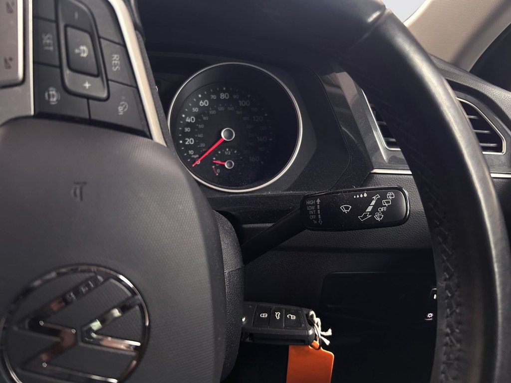 2022 Volkswagen Tiguan — image 13