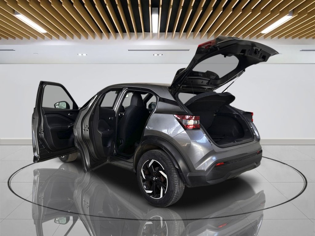 2023 Nissan Juke — image 7