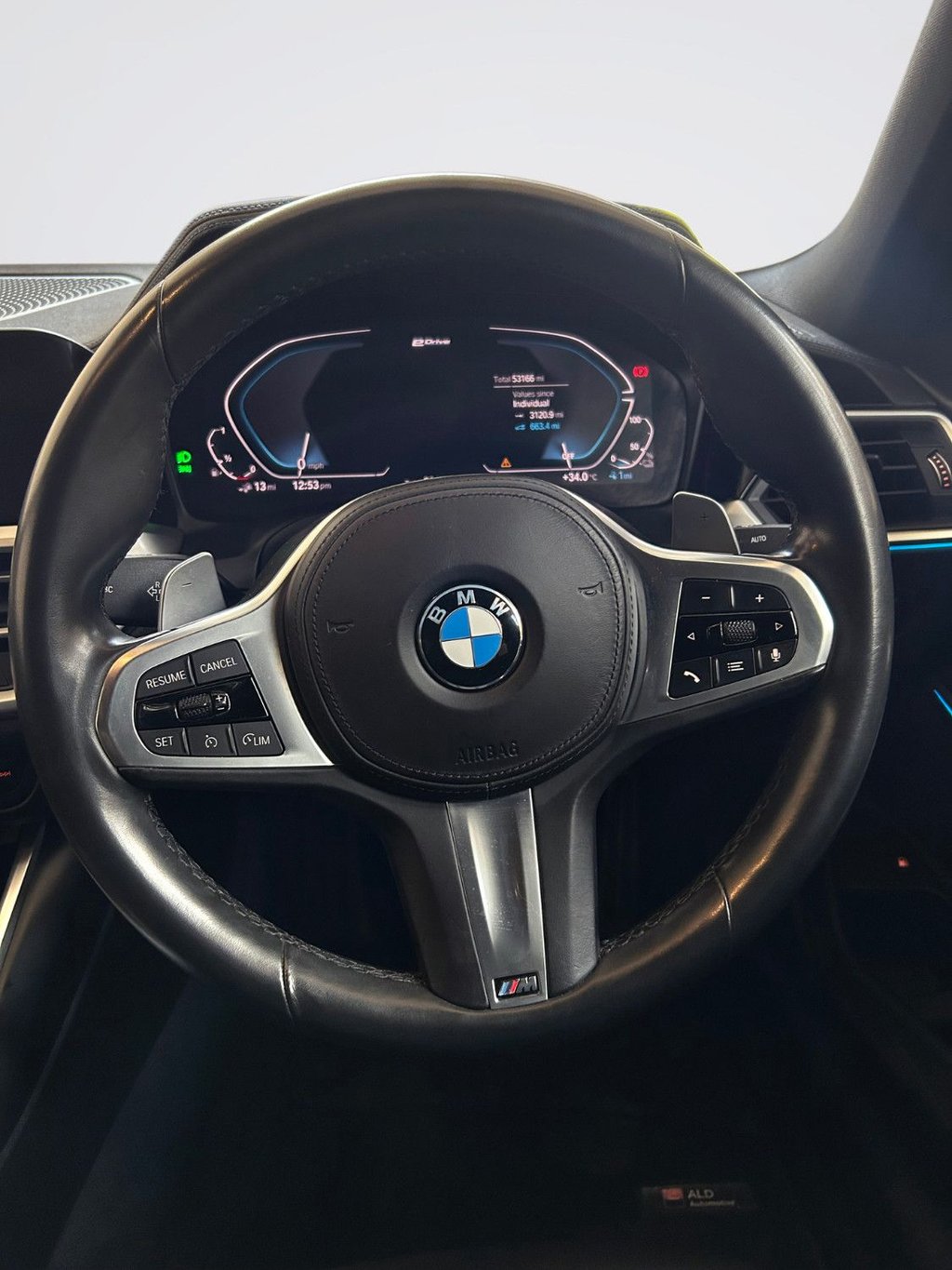 2019 BMW 3 Series — image 11