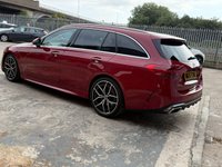 USED 2025 57 MERCEDES-BENZ C CLASS 2.0 C300h MHEV AMG Line (Premium) Estate 5dr Petrol Hybrid G-Tronic+ Euro 6 (s/s) (278 ps) New Mercedes Service Included