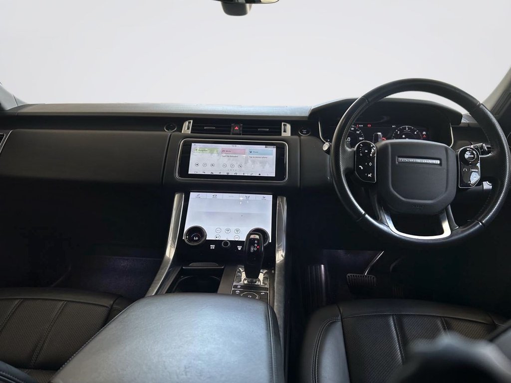 2019 Land Rover Range Rover Sport — image 2