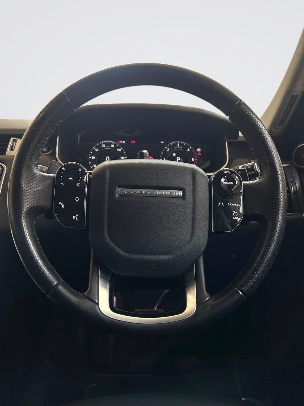 2019 Land Rover Range Rover Sport — image 13