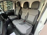 USED 2021 21 RENAULT TRAFIC 2.0 dCi ENERGY 30 Business+ Panel Van 5dr Diesel Manual LWB Standard Roof Euro 6 (s/s) (120 ps) A/C, 1 OWNER, LWB, 6 SPEED