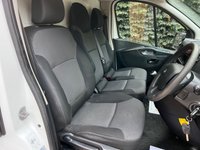 USED 2021 21 RENAULT TRAFIC 2.0 dCi ENERGY 30 Business+ Panel Van 5dr Diesel Manual LWB Standard Roof Euro 6 (s/s) (120 ps) A/C, 1 OWNER, LWB, 6 SPEED