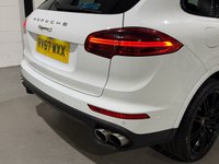 USED 2017 67 PORSCHE CAYENNE 3.0 V6 E-Hybrid S Platinum Edition SUV 5dr Petrol Plug-in Hybrid TiptronicS 4WD Euro 6 (s/s) (416 ps) 