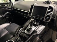USED 2017 67 PORSCHE CAYENNE 3.0 V6 E-Hybrid S Platinum Edition SUV 5dr Petrol Plug-in Hybrid TiptronicS 4WD Euro 6 (s/s) (416 ps) 