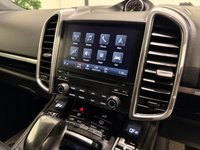 USED 2017 67 PORSCHE CAYENNE 3.0 V6 E-Hybrid S Platinum Edition SUV 5dr Petrol Plug-in Hybrid TiptronicS 4WD Euro 6 (s/s) (416 ps) 