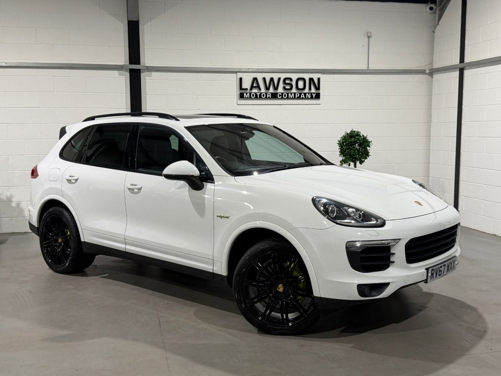 USED 2017 67 PORSCHE CAYENNE 3.0 V6 E-Hybrid S Platinum Edition SUV 5dr Petrol Plug-in Hybrid TiptronicS 4WD Euro 6 (s/s) (416 ps) 