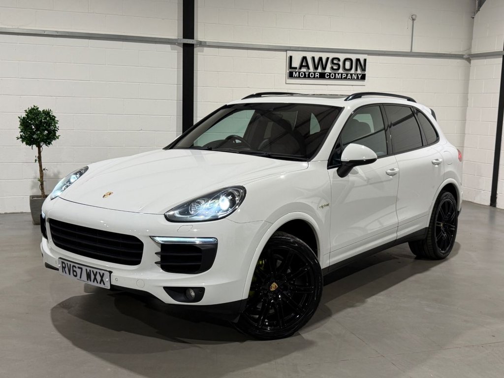 USED 2017 67 PORSCHE CAYENNE 3.0 V6 E-Hybrid S Platinum Edition SUV 5dr Petrol Plug-in Hybrid TiptronicS 4WD Euro 6 (s/s) (416 ps) 