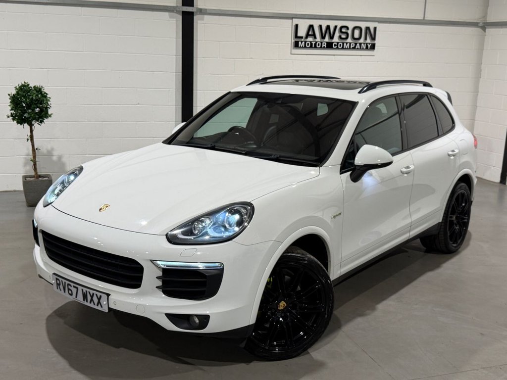 USED 2017 67 PORSCHE CAYENNE 3.0 V6 E-Hybrid S Platinum Edition SUV 5dr Petrol Plug-in Hybrid TiptronicS 4WD Euro 6 (s/s) (416 ps) 